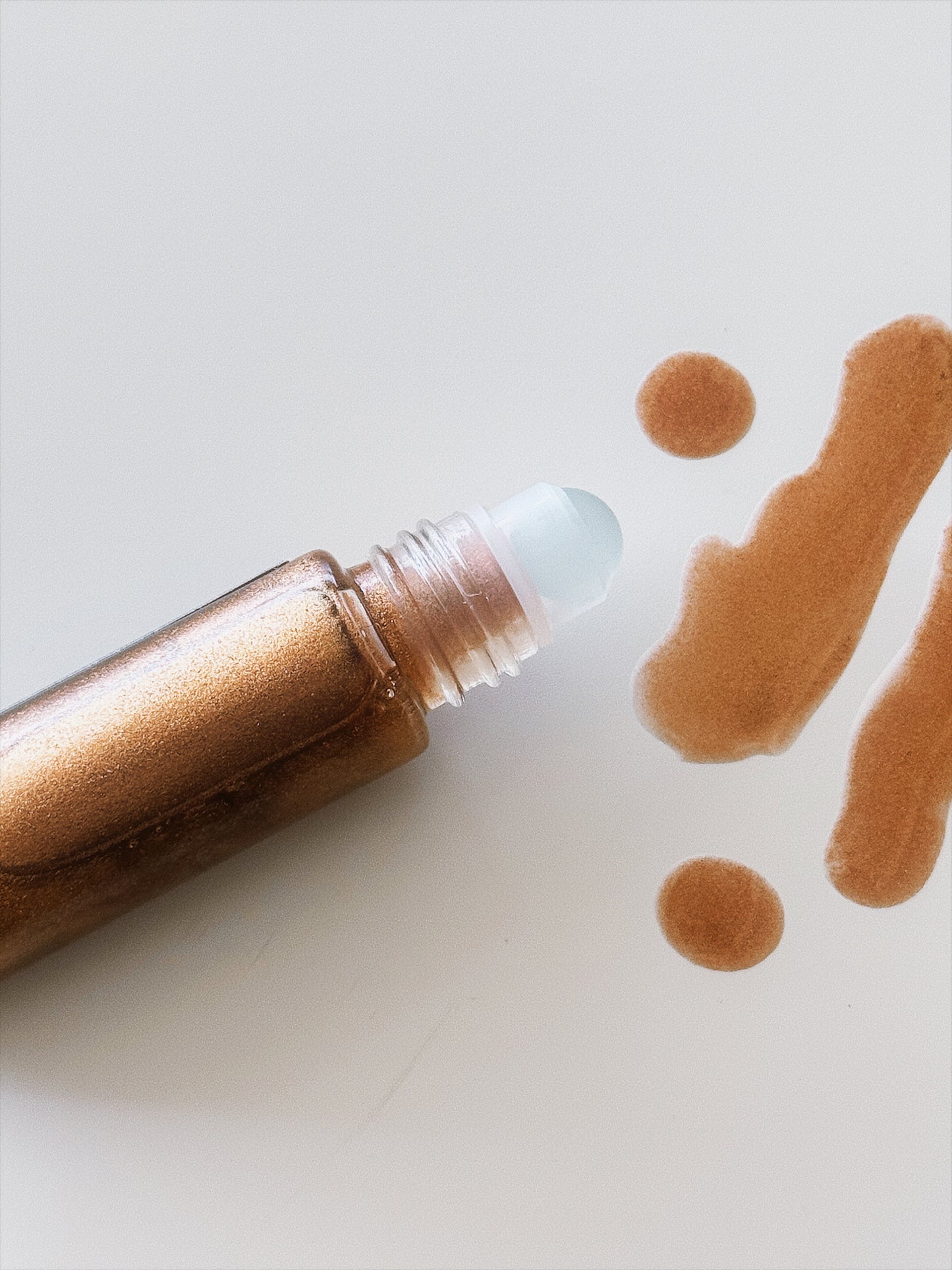 Glowy AF Hydration Roller (original + shimmer)